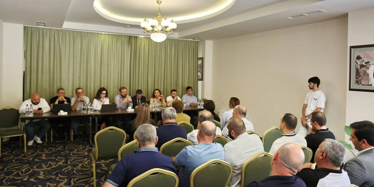 Ջերմուկում կայացել է Գևորգ Պապոյանի հանդիպումը գործարար համայնքի հետ