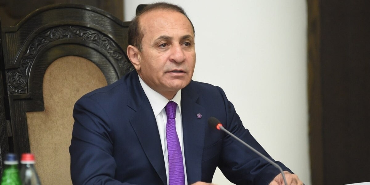 ՀՀ նախկին վարչապետ Հովիկ Աբրահամյանի գործով դատավորն ինքնաբացարկ հայտնեց