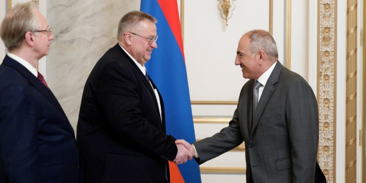 Փաշինյանն ու Օվերչուկը քննարկել են Հայաստան-Ռուսաստան երկկողմ օրակարգին վերաբերող հարցեր