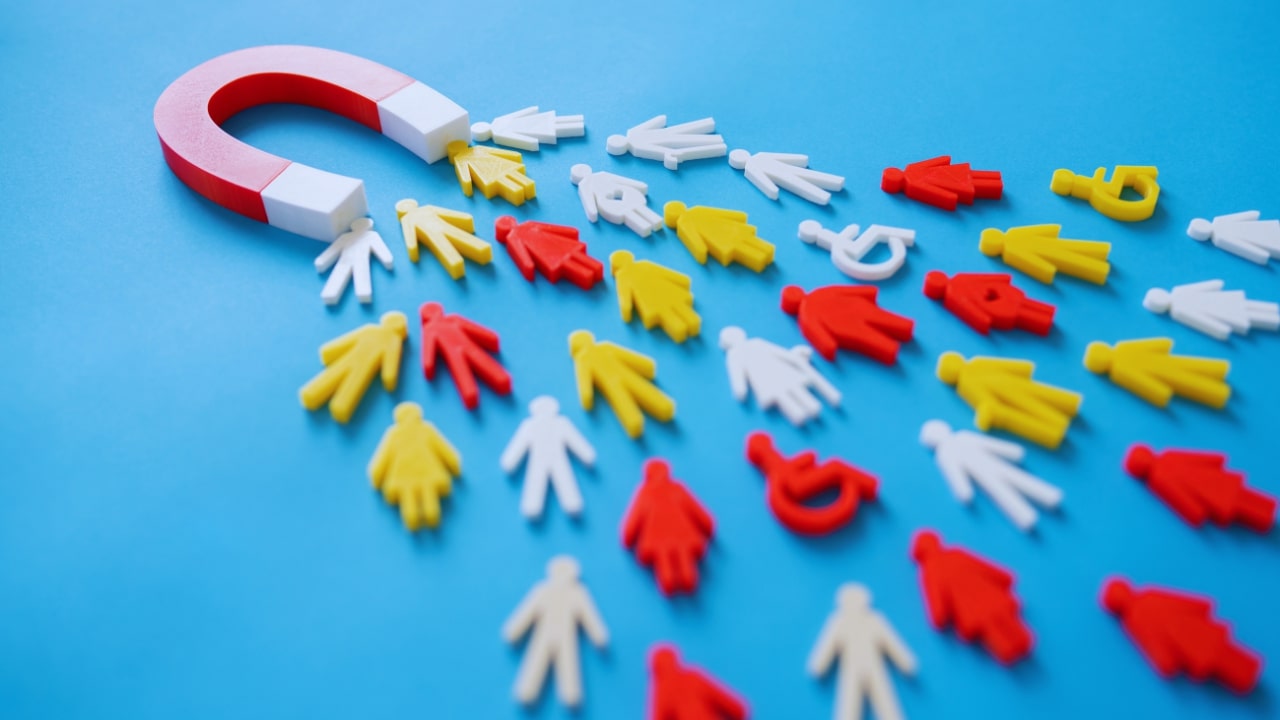 Are you losing customers every day? These 5 approaches can save your business</h1>