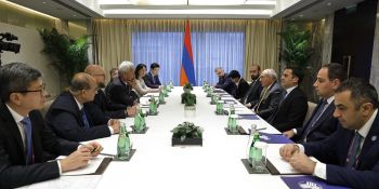 Ենթակառուցվածքային ներդրումների ասիական բանկի նախագահի հետ քննարկեցինք համագործակցության հեռանկարները. Փաշինյան