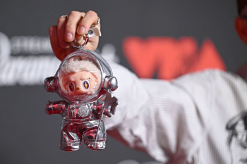 Labubu-ի դիզայները MTV VMA մրցանակաբաշխության կարմիր գորգին ներկայացրել է «Moonbubu»-ն