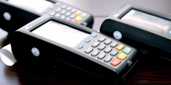 288.8 մլն դրամ տուգանք՝ ՀԴՄ սպասարկման համար չհիմնավորված բարձր գներ սահմանելու համար