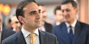 Մեր քաղաքի մշակութային ու պատմական կարևոր հուշարձանները՝ նոր և ժամանակակից լուսավորությամբ. Ավինյանը տեսանյութ է հրապարակել