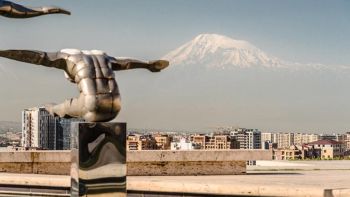 Ուկրաինական ճգնաժամը դրական է ազդել Հայաստանի եւ Վրաստանի տնտեսությունների վրա