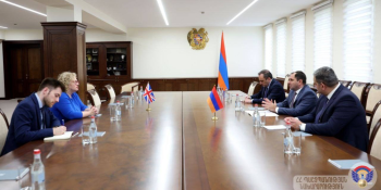 Սուրեն Պապիկյանը և դեսպան Քոուլը քննարկել են պաշտպանության ոլորտում Հայաստան-ՄԹ համագործակցությանը վերաբերող հարցեր