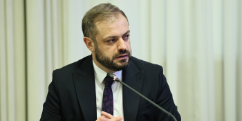 Այս պահին արդեն մթերվել է 211 հազար տոննա խաղող. նախորդ տարի այդ թիվը եղել է 164,2 հազար տոննա. Պապոյան