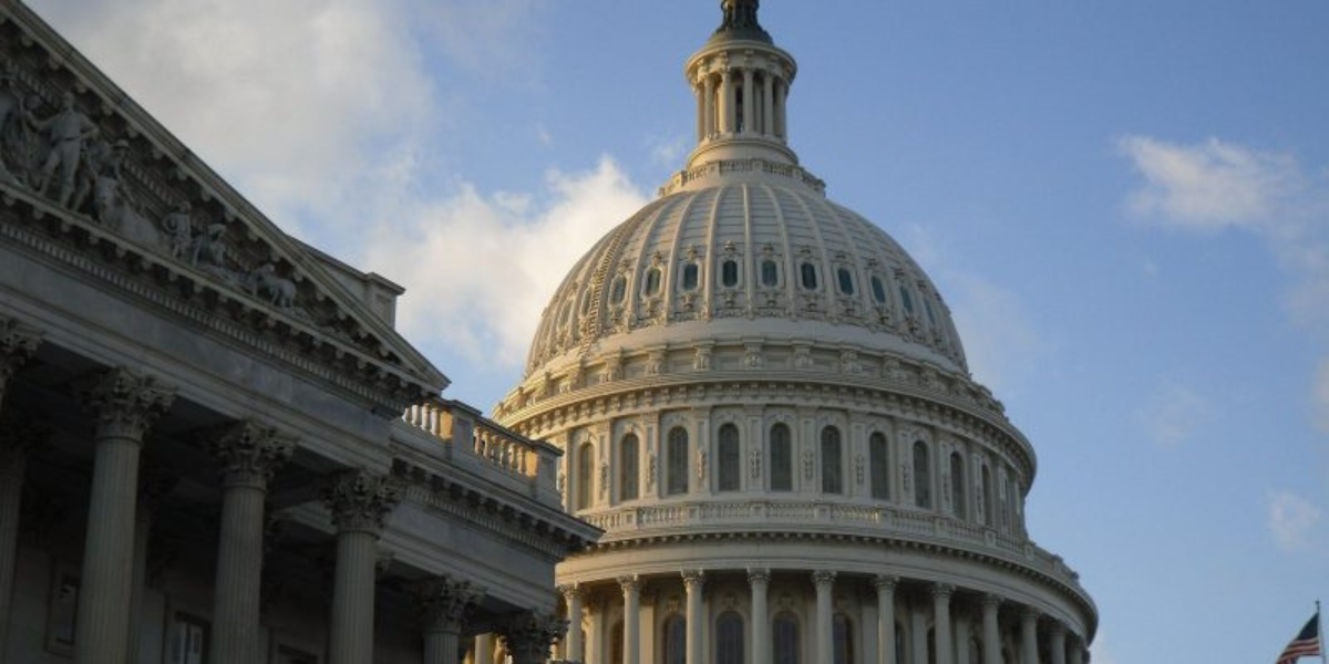 ԱՄՆ Սենատը հաստատել է կառավարության շաթդաունի դադարեցման մասին օրինագիծը