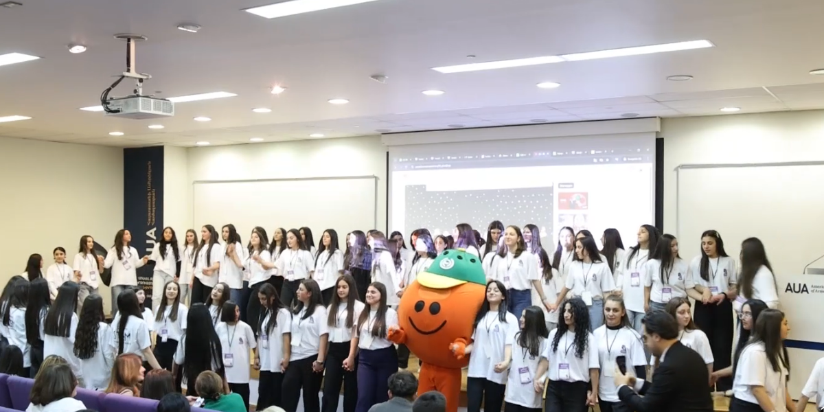 Իդրամը STEM Acceleration Award 2025-ի կողքին