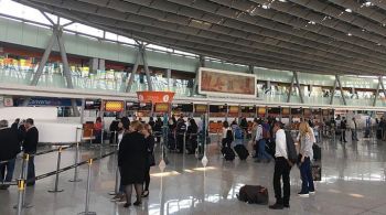 Հայաստանի օդանավակայաններում ուղեւորահոսքը աճել եւ միաժամանակ նվազել է