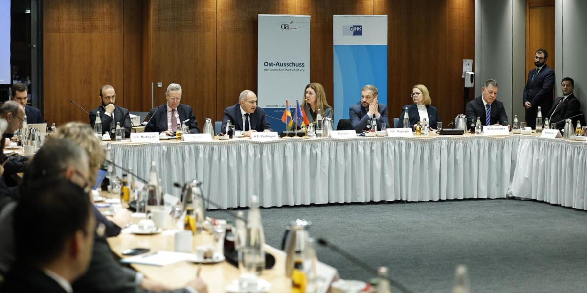 ՀՀ վարչապետը հանդիպել է գերմանացի մի խումբ գործարարների և տնտեսական միավորումների ներկայացուցիչների հետ