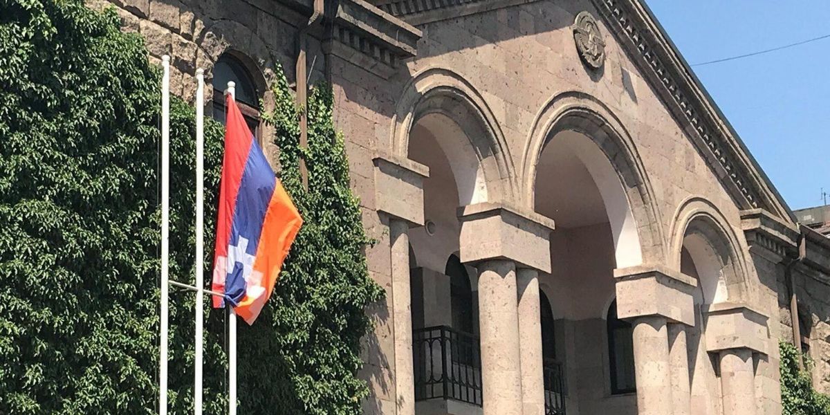 Արցախի ներկայացուցչությունում ավարտվել է խուզարկությունը. համակարգիչներ են առգրավել