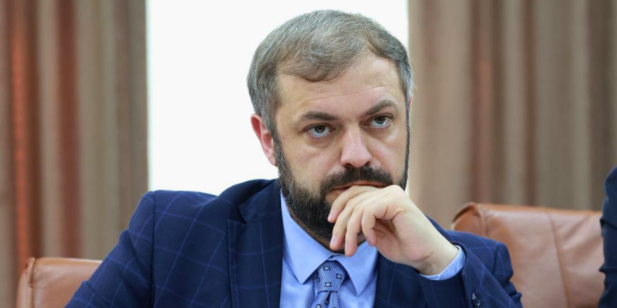 Ադրբեջանը սպասում է ամբողջական կարգավորմանը, նոր սկսեն մեր ճանապարհներից օգտվել. Պապոյան