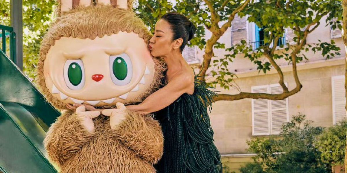 Միշել Յեոն և Լաբուբուն Pop Mart Play/ground ամսագրի նոր համարի շապիկին  