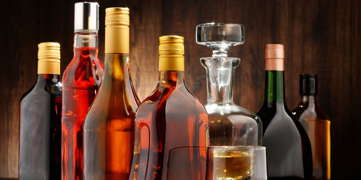 ՊԵԿ-ը բացահայտել է կեղծ, ստվերում շրջանառվող օղիների և ծխախոտային արտադրանքի դեպքեր