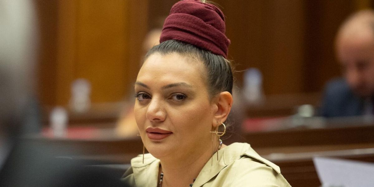 Հռիփսիմե Հունանյանը հրաժարական է տալիս առողջապահության հարցերի մշտական հանձնաժողովի նախագահի պաշտոնից