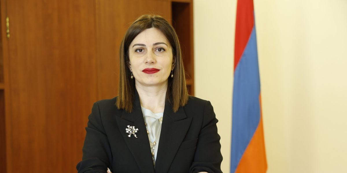 Չփախցնե´նք մեր տղաներին բանակից, այլ ծառայությունը դիտարկենք պատիվ. Անահիտ Ավանեսյան