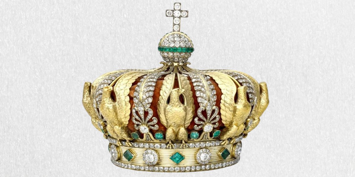 Նապոլեոն III-ի կնոջ թագը գրեթե անվնաս է և կարող է վերականգնվել