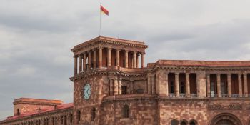 Կառավարության նիստի օրակարգում 42 հարց է, որից 39–ը չի զեկուցվում, ևս մեկ հարց գաղտնի է (ուղիղ)