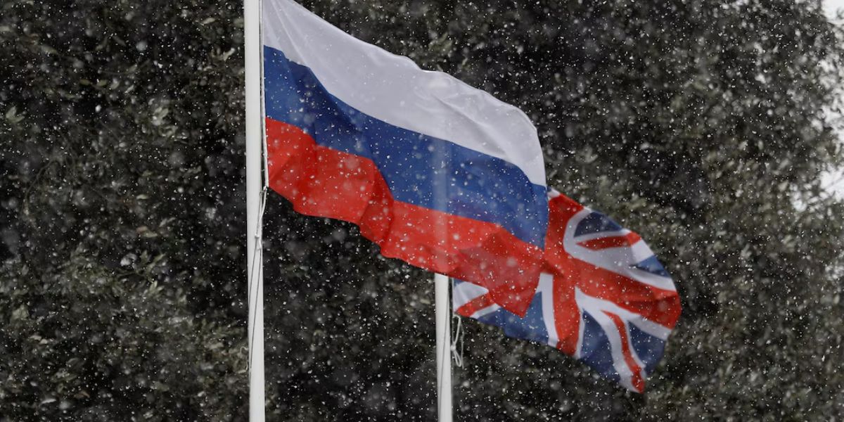 Մեծ Բրիտանիան շուրջ 300 նոր պատժամիջոց է սահմանել Ռուսաստանի դեմ