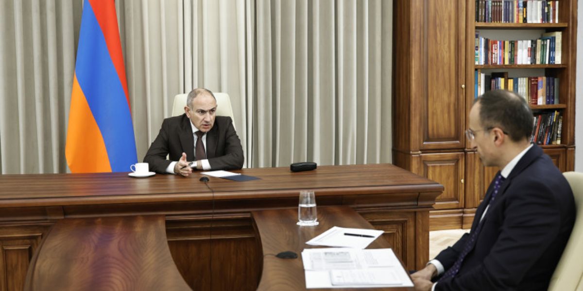 Վարչապետ Նիկոլ Փաշինյանն ԱԱՀ նախարարի հետ քննարկել է թոշակների բարձրացման հարցը