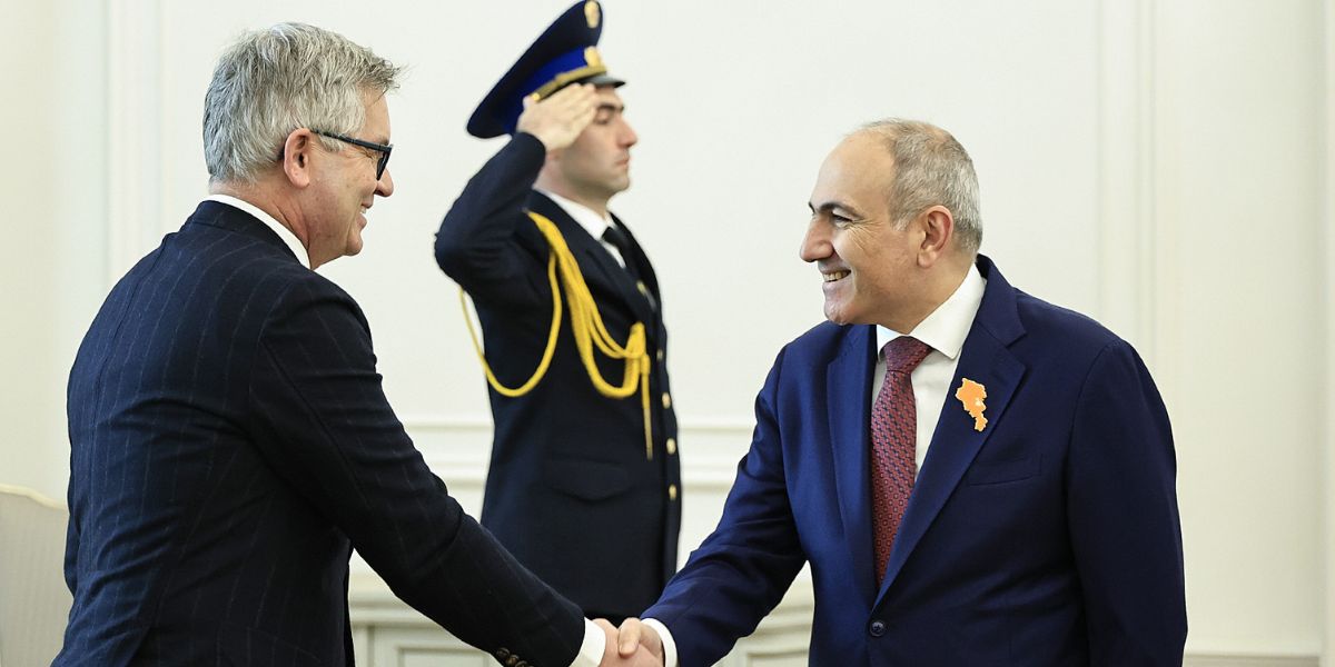 Հայաստանը վիզաների ազատականացման գործողությունների ծրագիրն իրականացնում է արդյունավետ. ԵՄ հանձնակատար