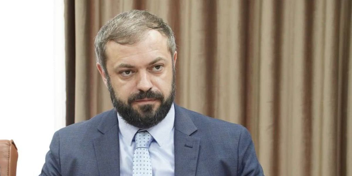 Ընկերություն կա եվրոպական բենզինի տակ ադրբեջանական է վաճառում․ էկոնոմիկայի նախարար