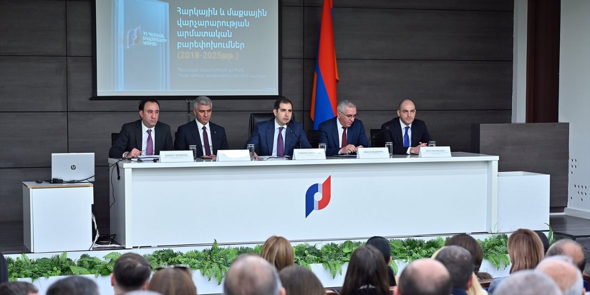 Արդար, թափանցիկ և թվային ապագա․ ՊԵԿ նախագահը հանդիպել է հարկ վճարողների հետ