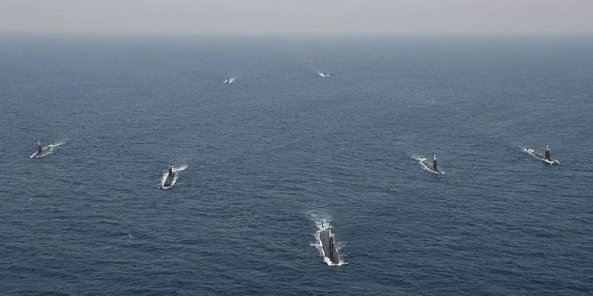 Հորմուզի նեղուցով անցել է շուրջ 7 նավ՝ ցածր ակտիվության ֆոնին