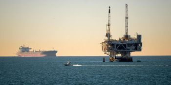 Բրիտանիայի իշխանությունները նավթավերամշակման գործարաններին կոչ են արել ավելացնել ավիավառելիքի մատակարարումները