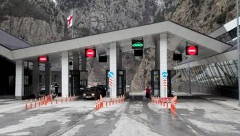 Վրաստանը հայտնել է Վերին Լարսի անցակետի բնականոն աշխատանքի մասին
