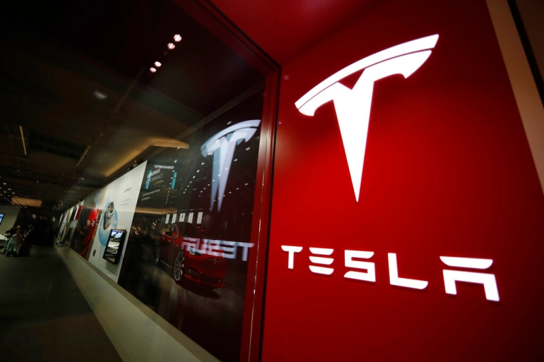 Tesla-ն ցուցադրել է աշխատող Optimus ռոբոտը, որը կփոխարինի մարդկանց արտադրության մեջ