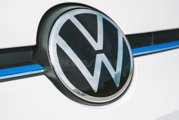Volkswagen-ը թողարկել է գրասենյակային աթոռ ՝ էլեկտրական շարժիչով և շչակով