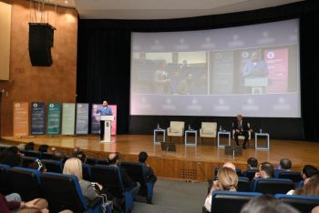 ՀՀ ԿԲ նախագահ Մարտին Գալստյանը Հայ-Ռուսական համալսարանում մասնակցել է «RAU Global Forum. Economics» ֆորումին