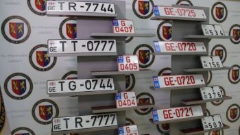 Երևանում վարորդները ոտքի են կանգնել․ ի ՞նչ են պահանջում վրացական պետհամարանիշներով մեքենա վարողները. Hraparak.am