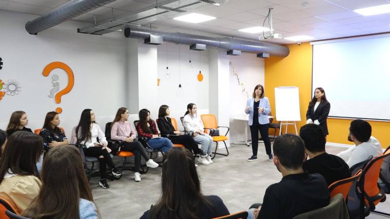 Աշխատատեղեր արցախցիների համար. IDBank-ում թափուր հաստիքներ կան