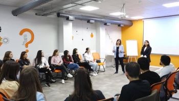 Աշխատատեղեր արցախցիների համար. IDBank-ում թափուր հաստիքներ կան