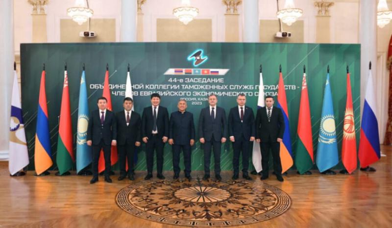 Ստորագրվել է մաքսային գործի տարբեր բնագավառներին վերաբերող 19 որոշում. ՊԵԿ