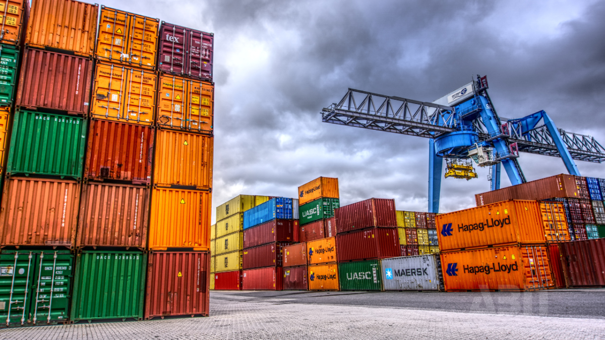 Ոսկու տենդ. Հայաստանի արտահանման կեսը վերաարտահանում է