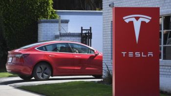 Tesla-ն կրճատել է էլեկտրական մեքենաների արտադրությունը