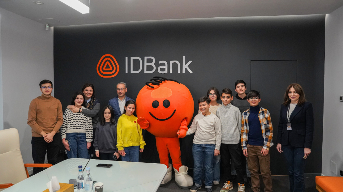 «Երաժշտություն հանուն ապագայի» հիմնադրամի երեխաները՝ IDBank-ում